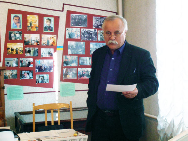 kar1068.jpg (67176 bytes)