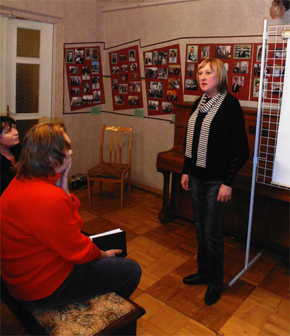 kar1100.jpg (54776 bytes)