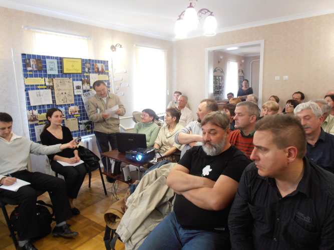 kar1484.jpg (71033 bytes)