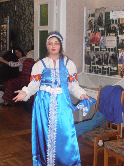kar1683.jpg (66288 bytes)