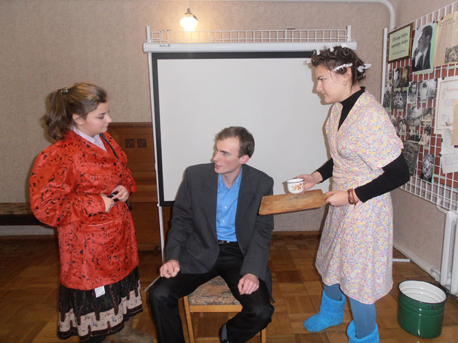 kar1707.jpg (85052 bytes)