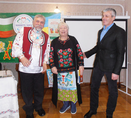 kar1729.jpg (78805 bytes)