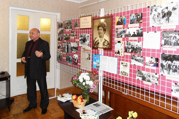 kar1953.jpg (133567 bytes)