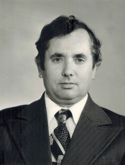 kar1975.jpg (76542 bytes)