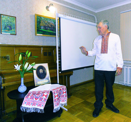 kar2060.jpg (82938 bytes)