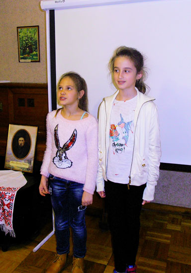 kar2065.jpg (49543 bytes)