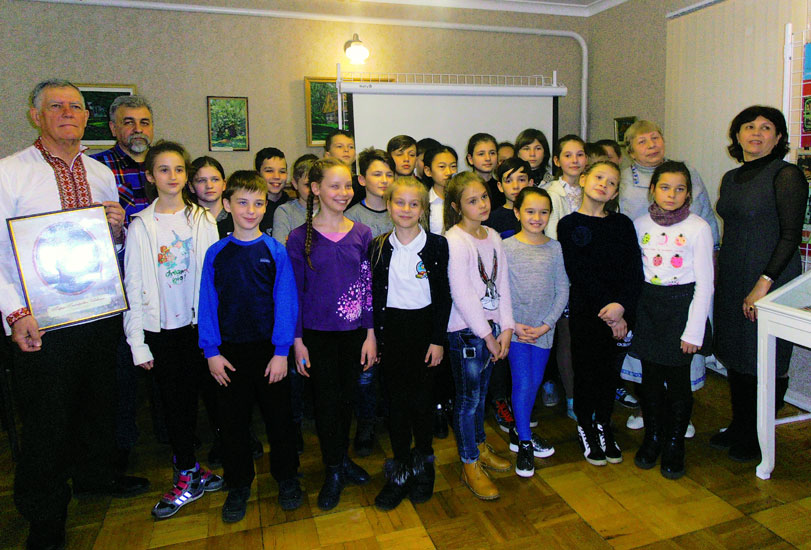 kar2067.jpg (130562 bytes)