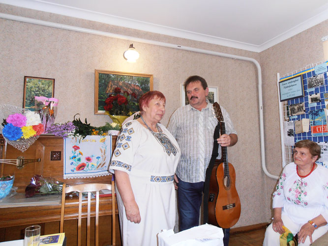 kar2216.jpg (92690 bytes)