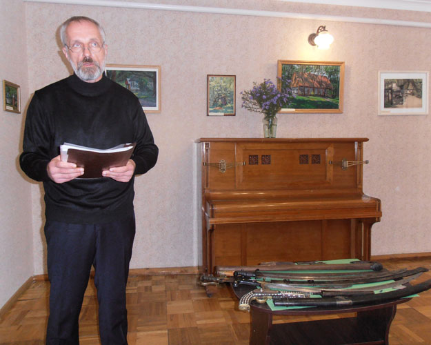kar2289.jpg (64082 bytes)
