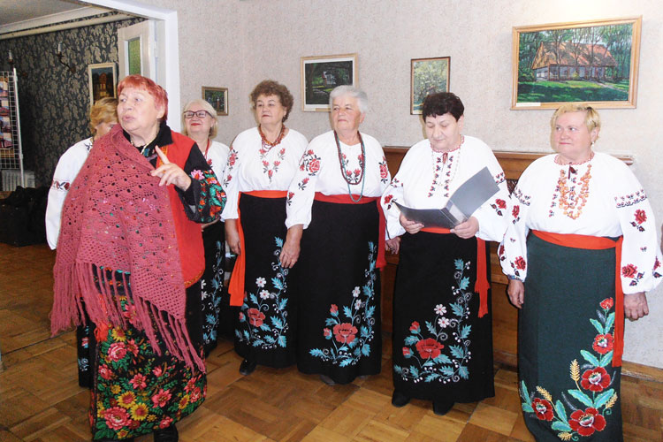 kar2300.jpg (121478 bytes)
