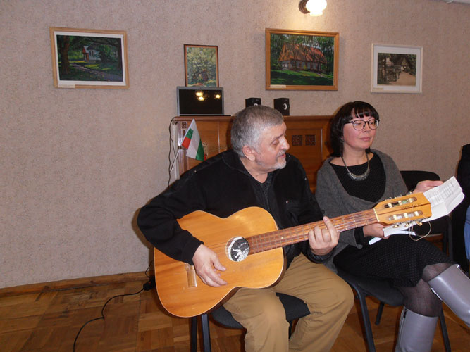 kar2342.jpg (72925 bytes)