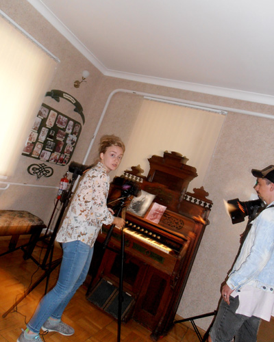 kar2616.jpg (79824 bytes)
