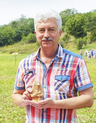 kar2627-077.jpg (32886 bytes)