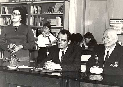kar283.jpg (21990 bytes)