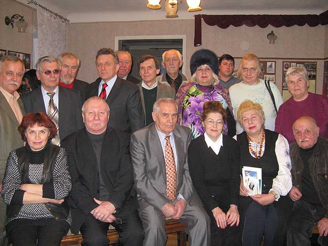 kar665.jpg (51215 bytes)
