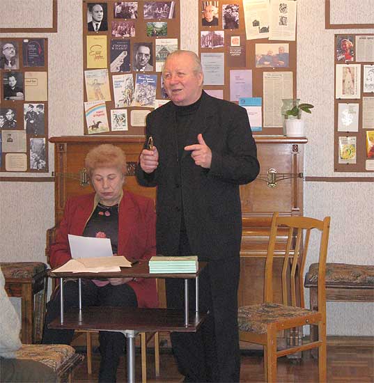 kar675.jpg (45386 bytes)