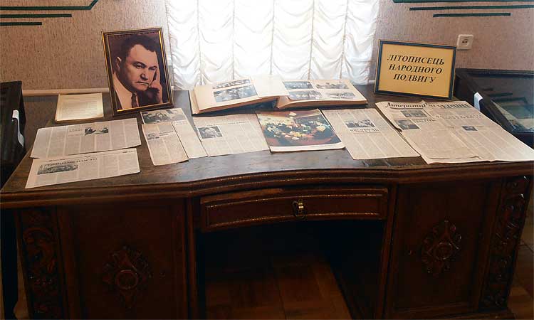 kar880.jpg (37381 bytes)